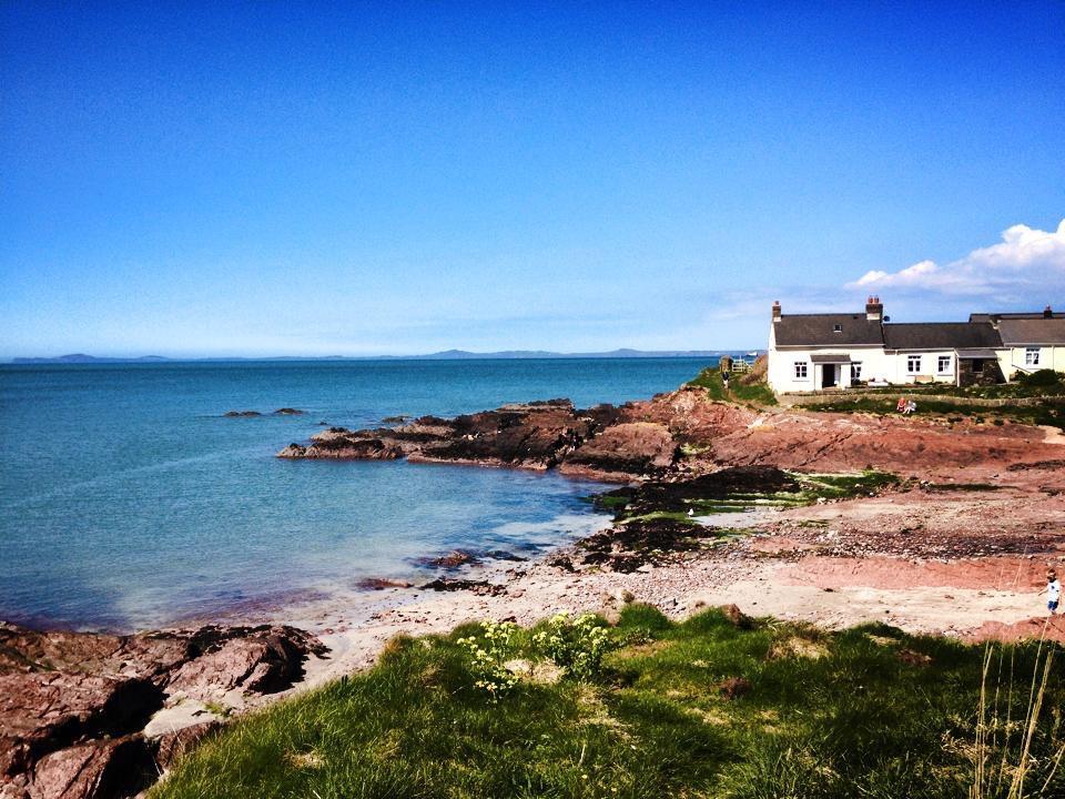 Charming Welsh Cottage Johnston Exteriör bild